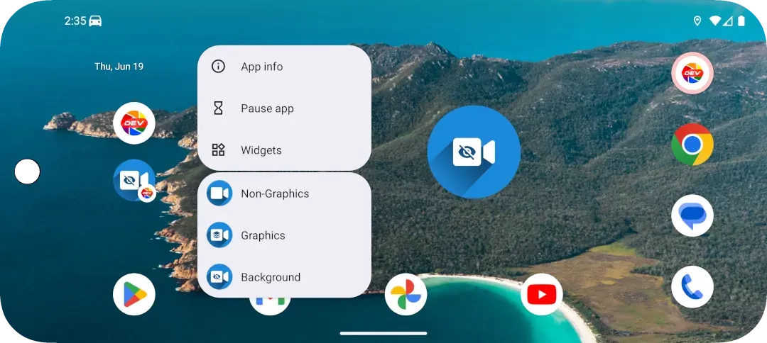 Android home screen showing DashCam Travel shortcuts for Non-Graphics, Graphics and Background recording.